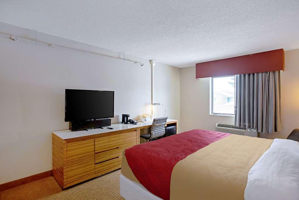 Quality Inn Frontier At Us Hwy 30 Clinton Ruang foto